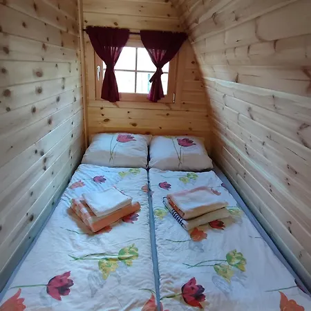 Minihotel Am An Der Mecklenburger Seenplatte, Schlaffass